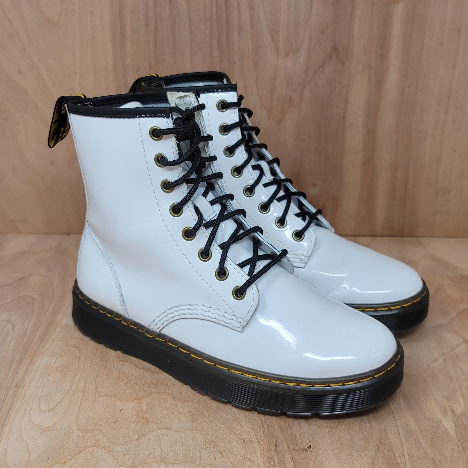 Dr. Martens Women's Boots Sz 8 M Zavala Patent Leather 8 Eye Combat White Airwai